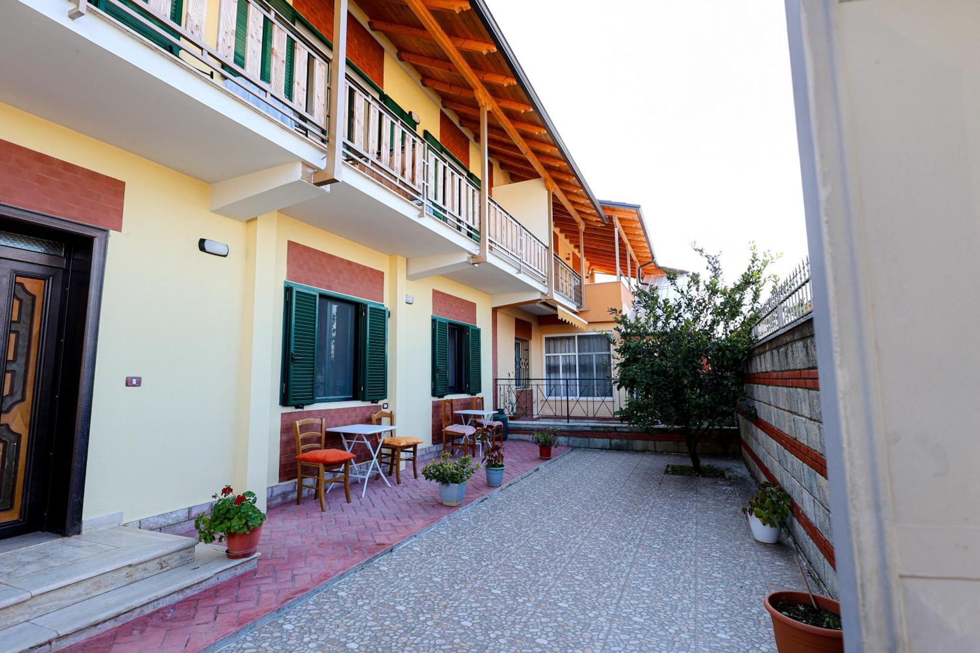 مبيت وإفطار بيرات Casa La Pieve المظهر الخارجي الصورة